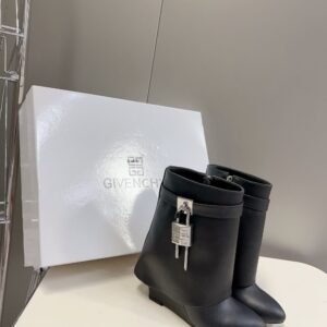 Givenchy Shark Lock Ankle Boots Black