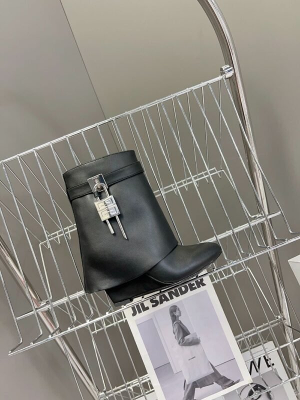 Givenchy Shark Lock Ankle Boots Black