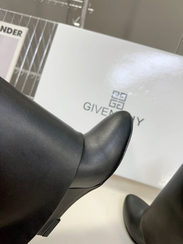 Givenchy Shark Lock Ankle Boots Black