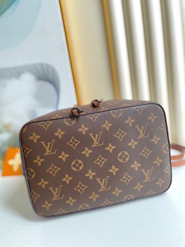 Louis Vuitton Bag NEONOE  M44887