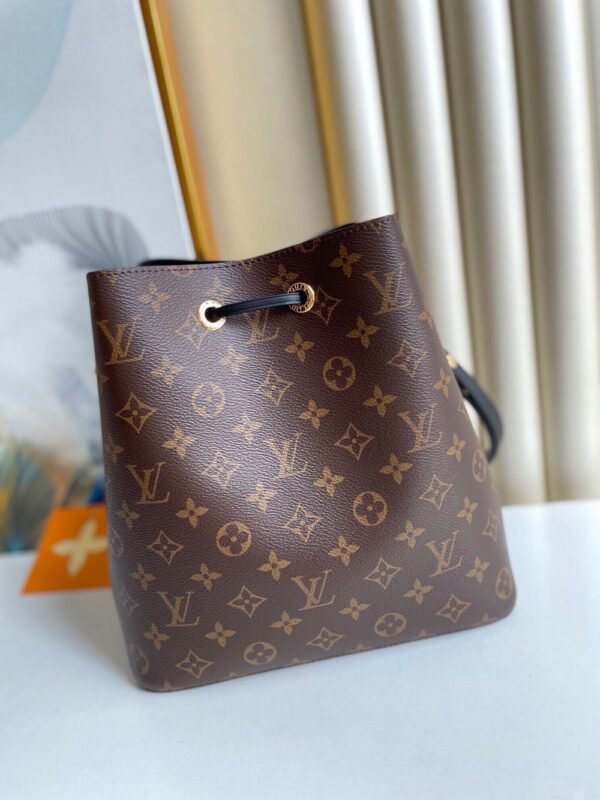 Louis Vuitton Bag NEONOE M44020