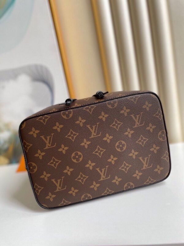 Louis Vuitton Bag NEONOE M44020