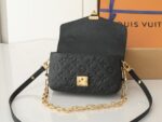 Louis Vuitton Bag Pochette Métis East West M46596