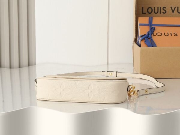 Louis Vuitton Bag Wallet On Chain Ivy M82210