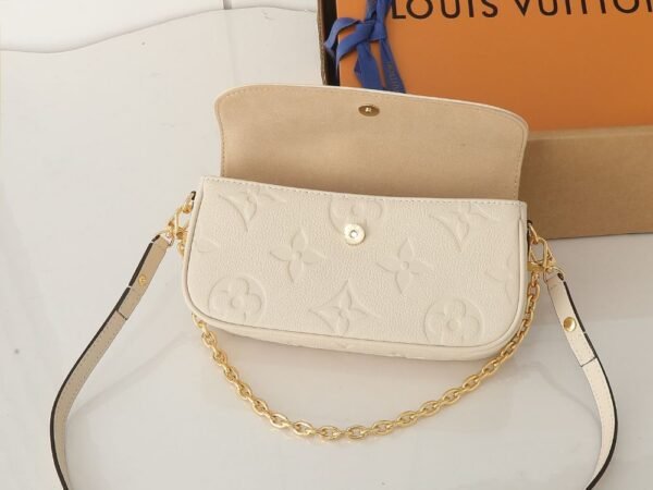 Louis Vuitton Bag Wallet On Chain Ivy M82210
