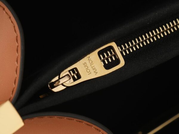 Louis Vuitton Bag Nicolas Ghesquière M45959