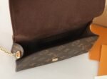 Louis Vuitton Bag Lily Wallet On Chain M82509
