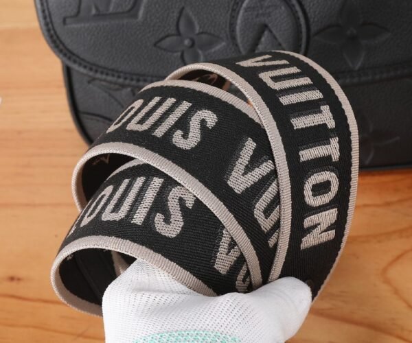 Louis Vuitton Bag Diane M46386