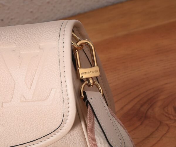Louis Vuitton Bag Diane M46388