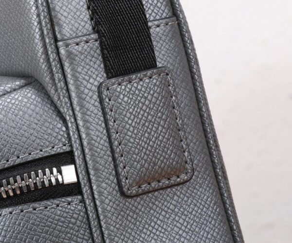 Louis Vuitton Bag Outdoor M30830