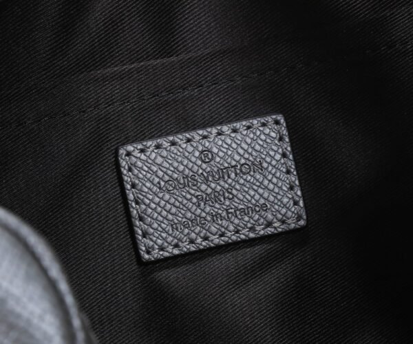 Louis Vuitton Bag Outdoor M30830