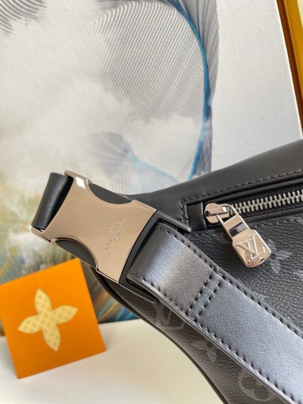 Louis Vuitton Bag DISCOVERY M44336