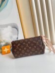 Louis Vuitton Bag FAVORITE M40718