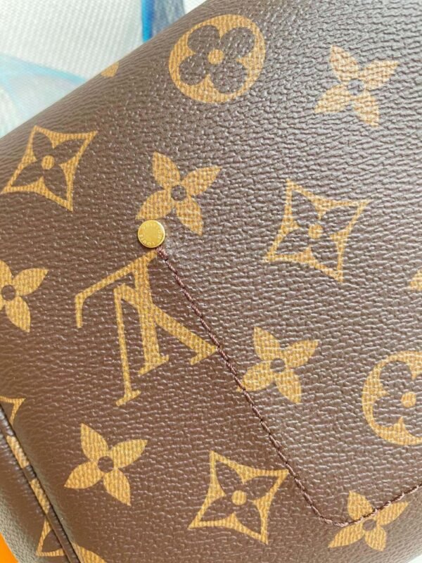 Louis Vuitton Bag FAVORITE M40718