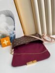 Louis Vuitton Bag FAVORITE M40718