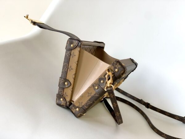 Louis Vuitton Bag PETITE MALLE M45960