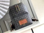 Louis Vuitton Bag Discovery Gaston Labels M45218