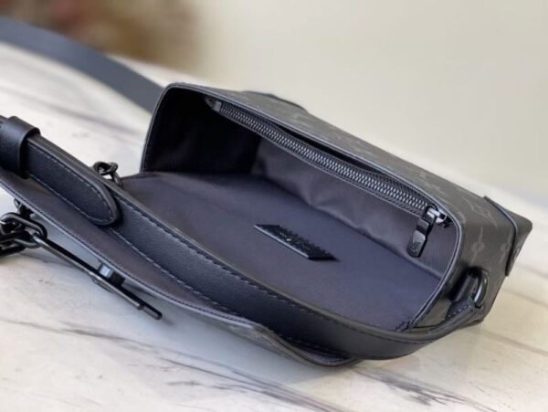 Louis Vuitton Bag  Monogram Taurillon M81783