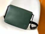 Louis Vuitton Bag  District  M30861