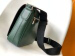 Louis Vuitton Bag  District  M30861