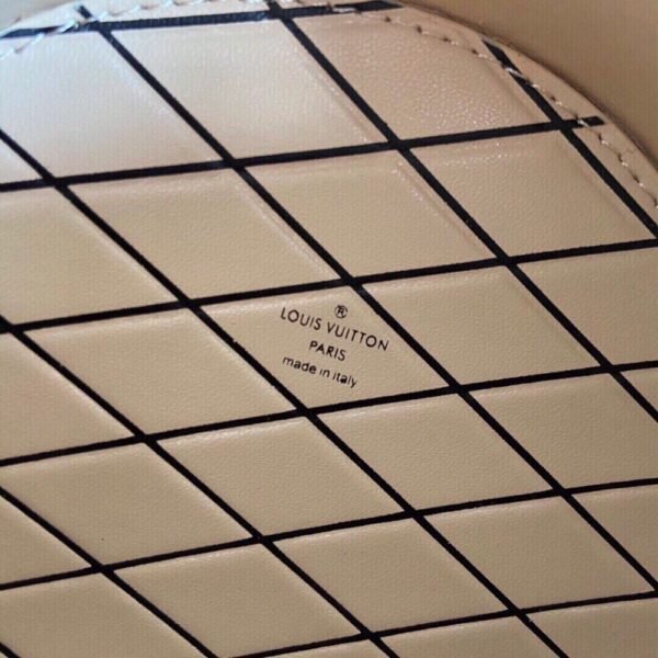 Louis Vuitton Bag  Mini Boite Chapeau M44699