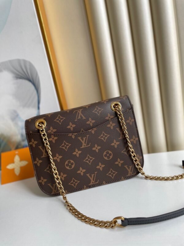Louis Vuitton Bag  Passy M45592