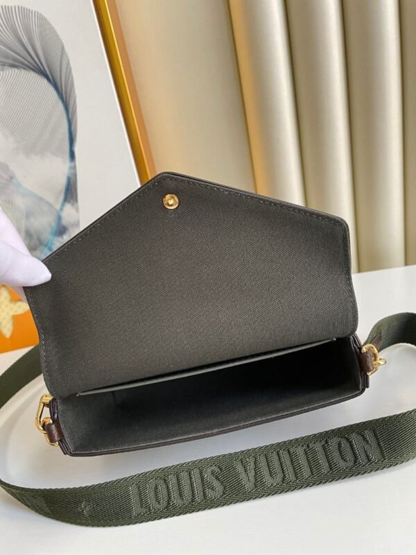 Louis Vuitton Bag MULTI FELICIE M80091