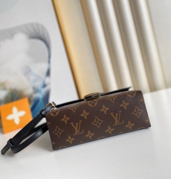 Louis Vuitton Bag Monogram M44141