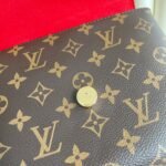 Louis Vuitton Bag Locky BB M44322