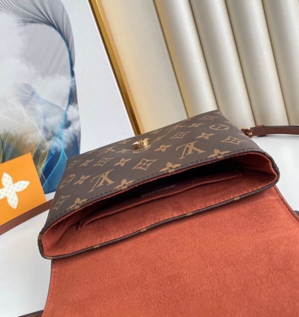 Louis Vuitton Bag   Locky BB M44654