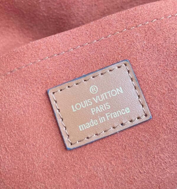 Louis Vuitton Bag   Locky BB M44654