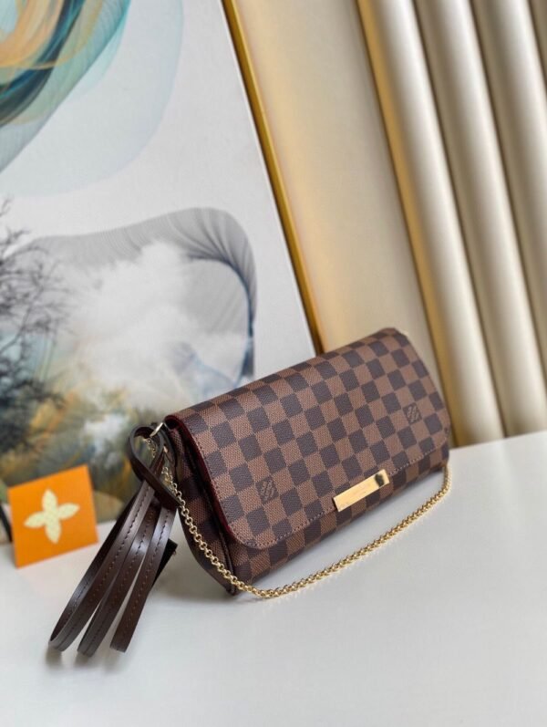 Louis Vuitton Bag Favorite  M41129