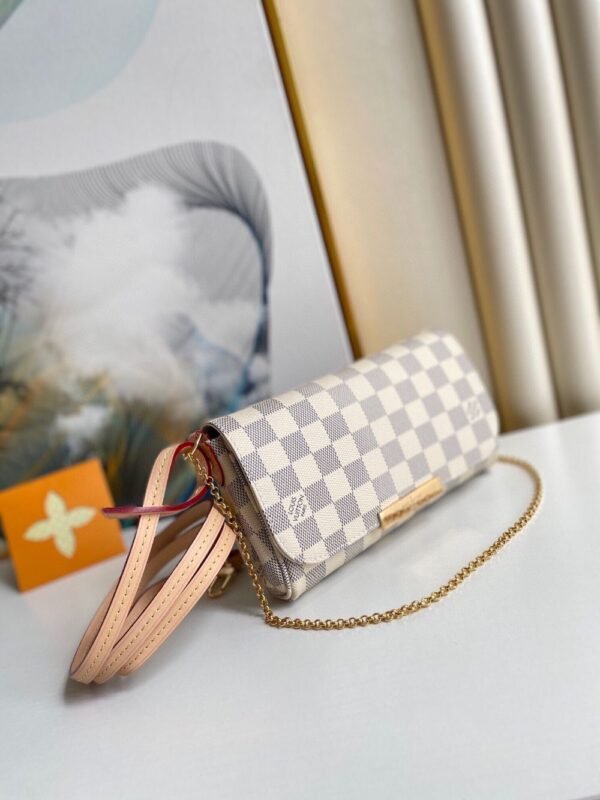 Louis Vuitton Bag Favorite M41277