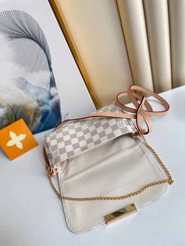 Louis Vuitton Bag Favorite M41277