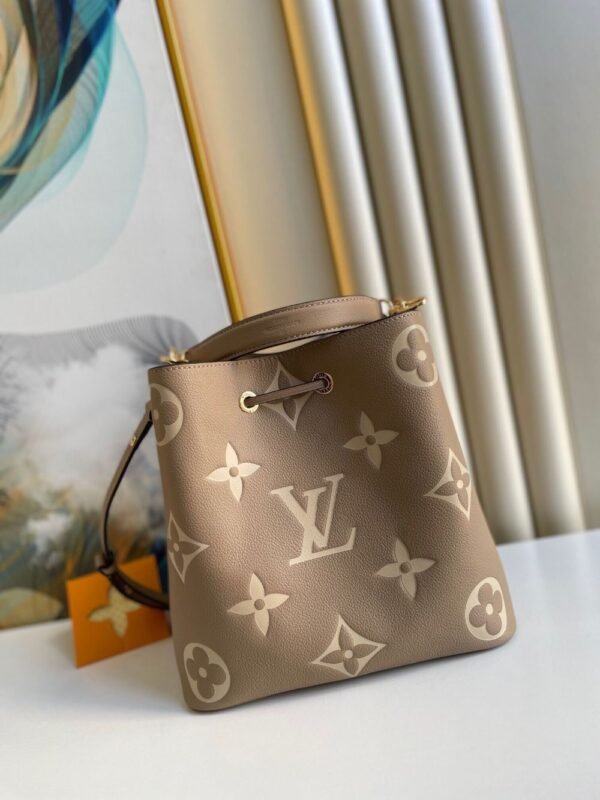 Louis Vuitton Bag NéoNoé   M45555
