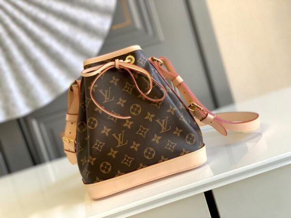 Louis Vuitton Bag NOÉ BB M40817
