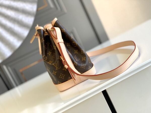 Louis Vuitton Bag NOÉ BB M40817