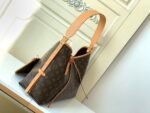 Louis Vuitton Bag CarryAll M46197
