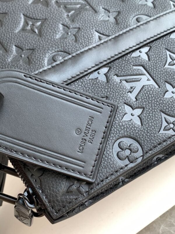 Louis Vuitton Bag  Sac Plat Cross M59960