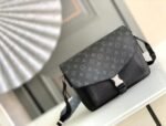 Louis Vuitton Bag Taigarama M30746