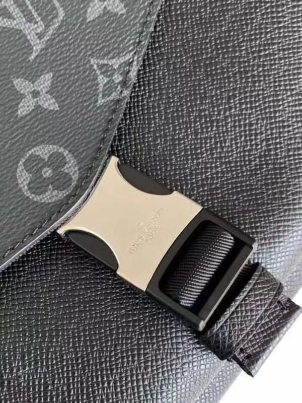 Louis Vuitton Bag Taigarama M30746