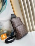 Louis Vuitton Bag  AVENUE M41719