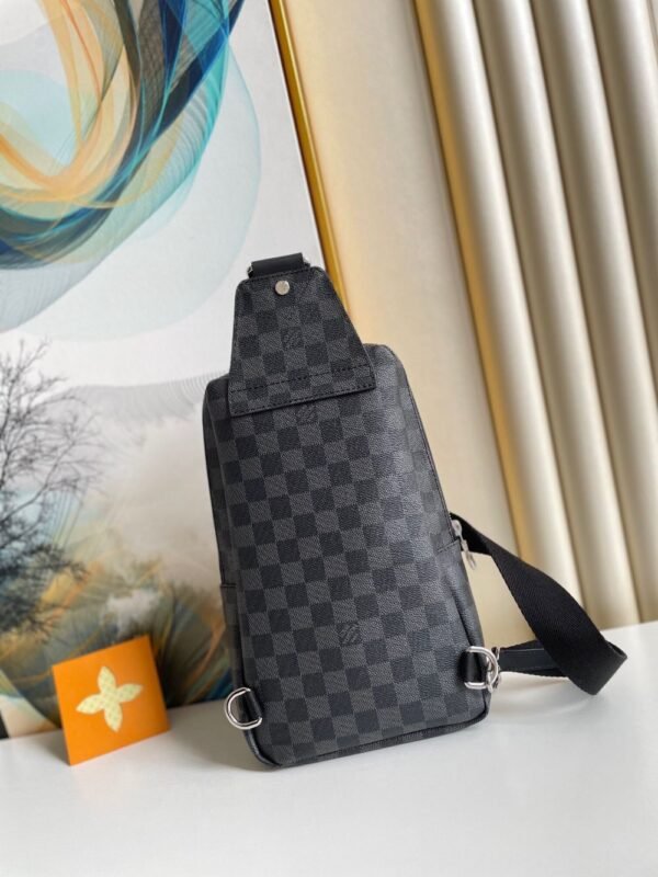 Louis Vuitton Bag AVENUE M41719
