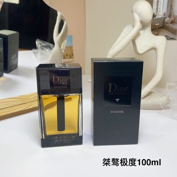 Dior Perfume Homme Intense, 2011