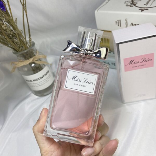 Dior Perfume ROSE N'ROSES，2020