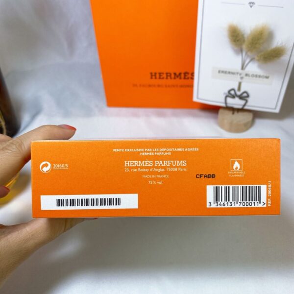 Hermes Perfume Eau des Merveilles, 2004