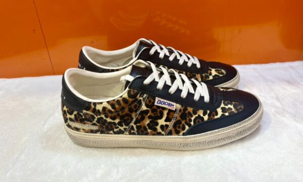 Golden Goose Deluxe Brand Soul STAR Horsehair Black tail