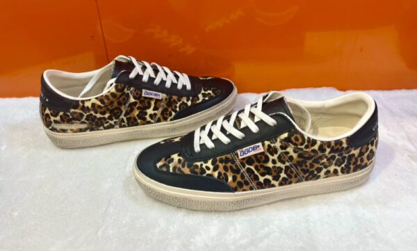 Golden Goose Deluxe Brand Soul STAR Horsehair Black tail