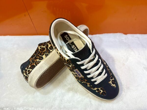 Golden Goose Deluxe Brand Soul STAR Horsehair Black tail