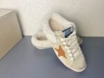 Golden Goose Deluxe Brand Mid-STAR Brown Star Apricot Wool